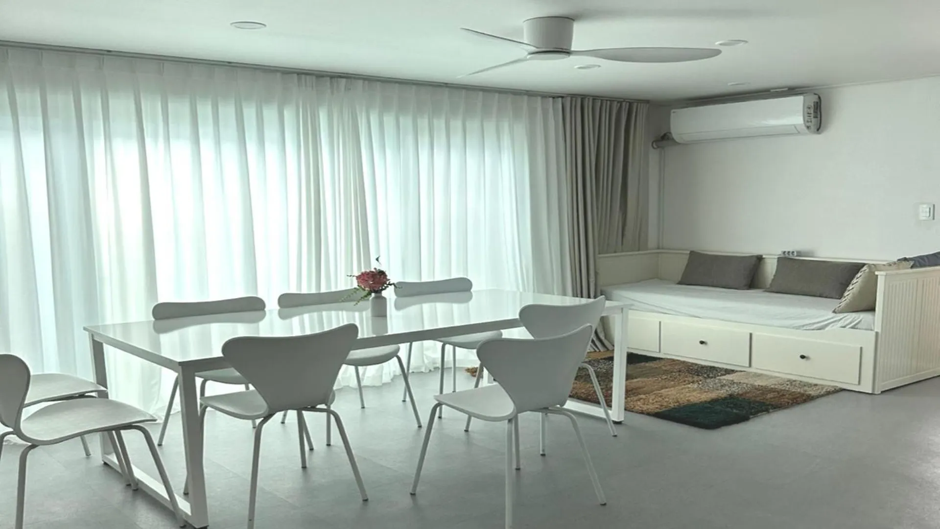 New Jins House - 5Mins To Myeongdong Station, 3 Rooms, Big Living Rooms location