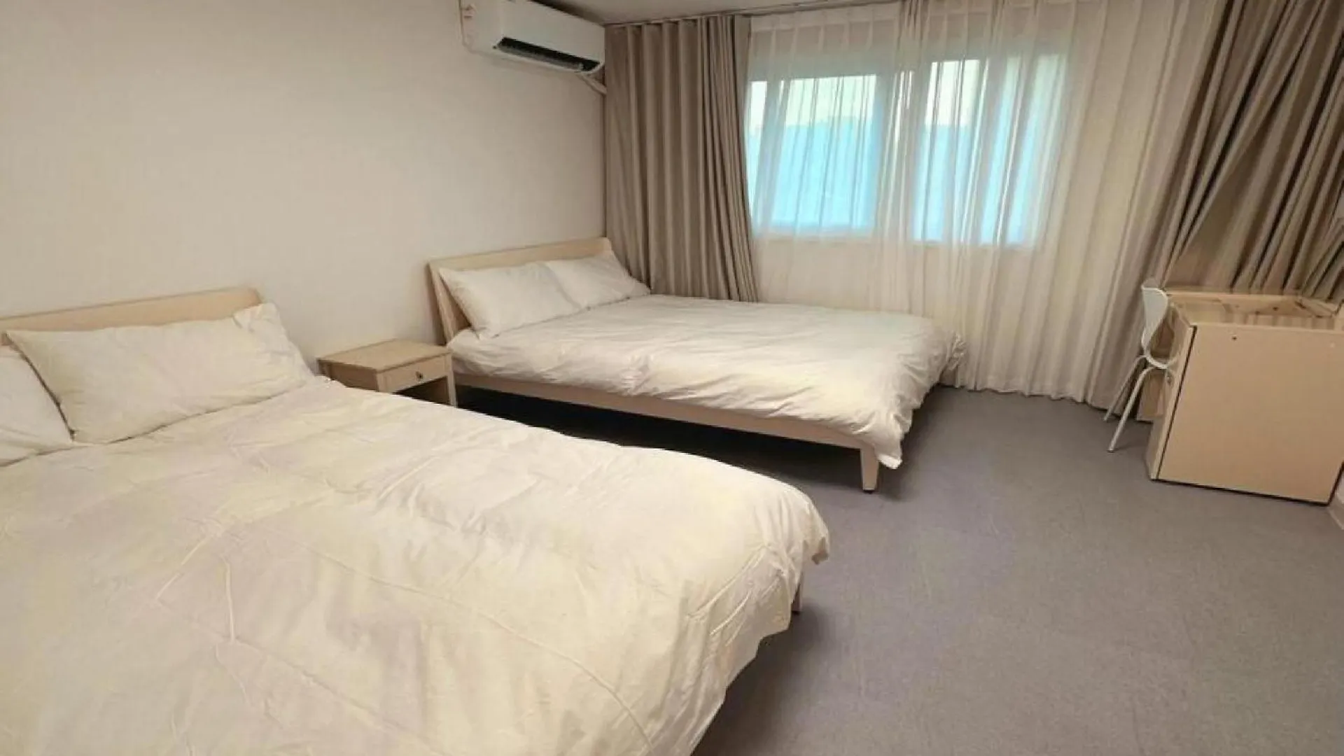 New Jins House - 5Mins To Myeongdong Station, 3 Rooms, Big Living Rooms Seul 0*,  Korea Południowa