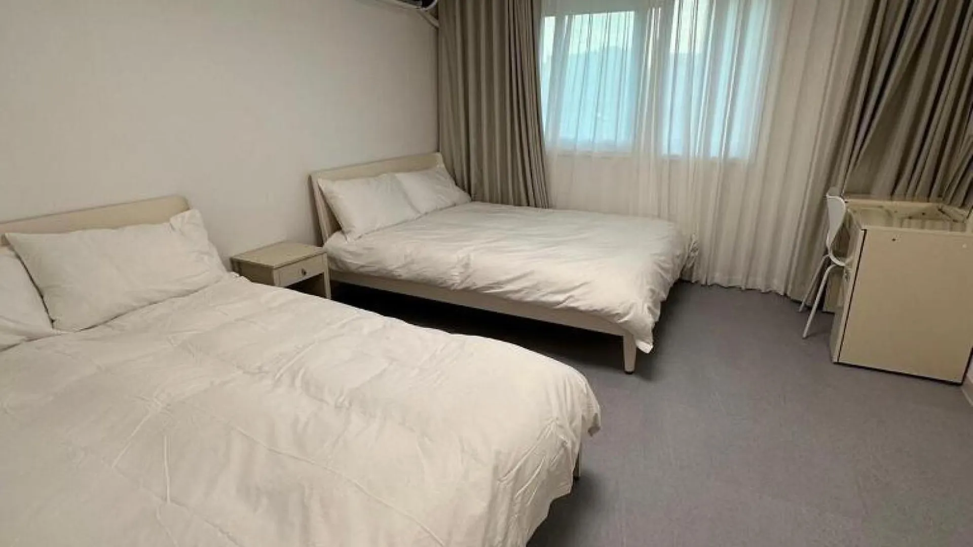 New Jins House - 5Mins To Myeongdong Station, 3 Rooms, Big Living Rooms Seul