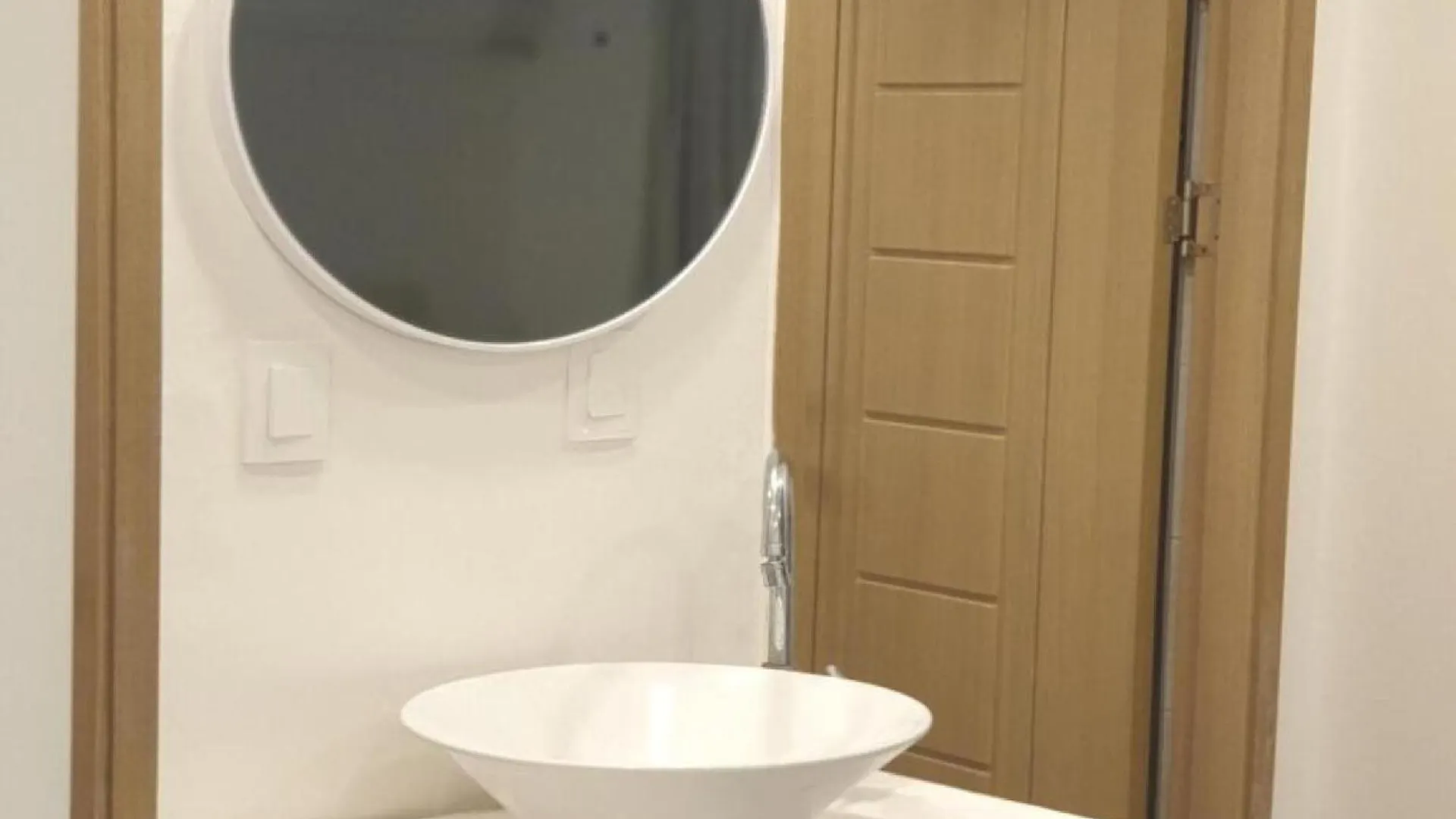 New Jins House - 5Mins To Myeongdong Station, 3 Rooms, Big Living Rooms Seul 0*,